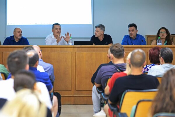 Oλοκληρώθηκε η ενημέρωση των επιχειρηματιών για τα προγράμματα ΕΣΠΑ
