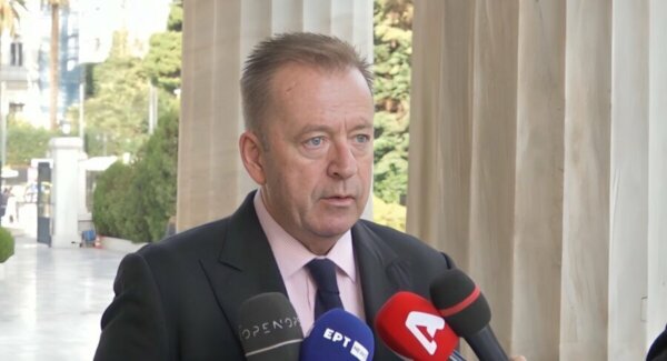 Κόκκαλης για παραιτήσεις στην κυβέρνηση: Ας πληρώσει ο κ. Μητσοτάκης τα εκατοντάδες εκατομμύρια προστίμων για τον ΟΠΕΚΕΠΕ και μετά ας παραιτηθεί