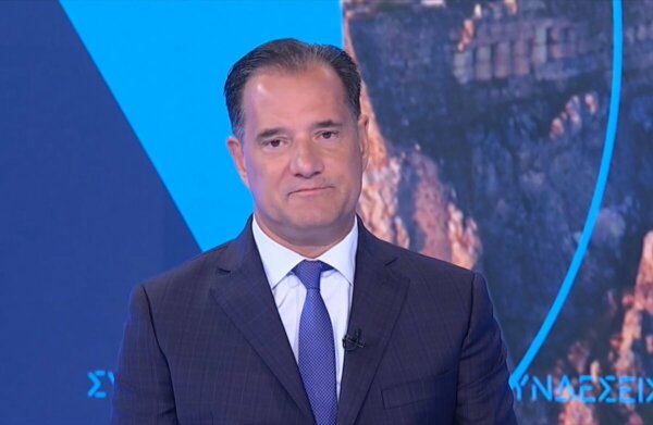 Γεωργιάδης: Ο πρωθυπουργός πήρε την ευθύνη για τον ΟΠΕΚΕΠΕ – Τι είπε για ηλεκτρονικό βραχιολάκι και αλκοόλ σε ανήλικους