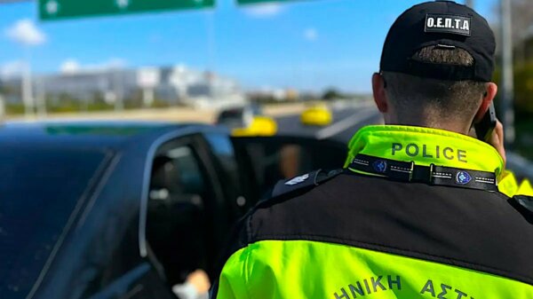 Ποια αυτοκίνητα κυνηγάει η ΑΑΔΕ ακόμα και το Σαββατοκύριακο