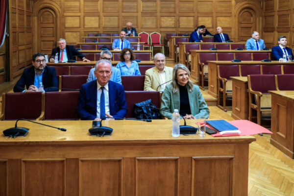 Προανακριτική για Τέμπη: Το ΠΑΣΟΚ καταγγέλλει την πλειοψηφία για «διαδικασίες αμνήστευσης των ευθυνών»
