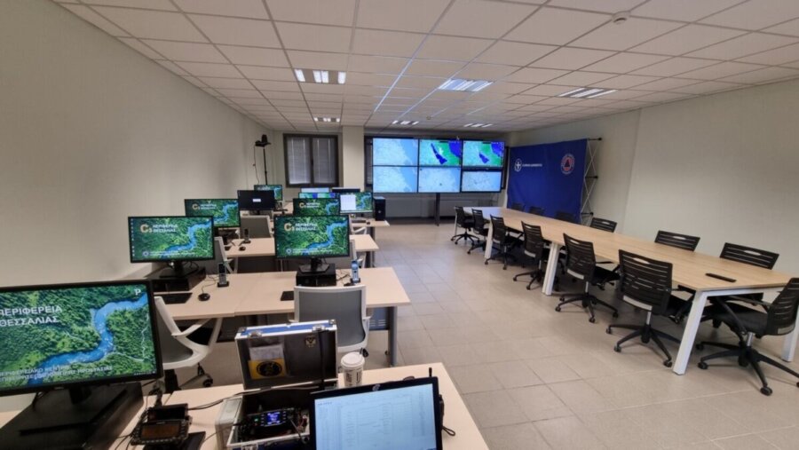 Σε ετοιμότητα για τον καύσωνα η Περιφέρεια – Πτήσεις πυροπροστασίας και περιπολίες