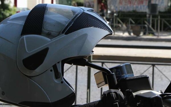 150 παραβάσεις για μη χρήση κράνους στη Θεσσαλία