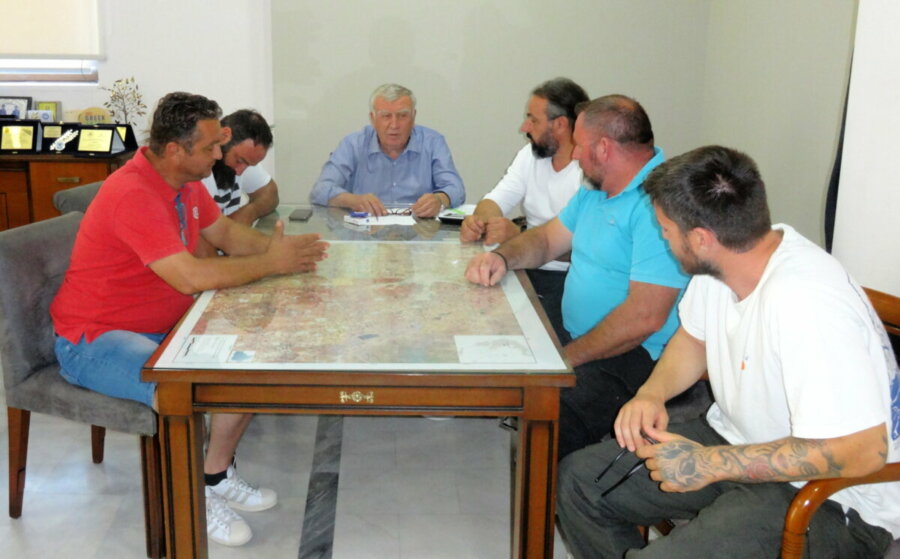 Συνάντηση κτηνοτρόφων με τον Δήμαρχο Κιλελέρ για την ευλογιά των προβάτων