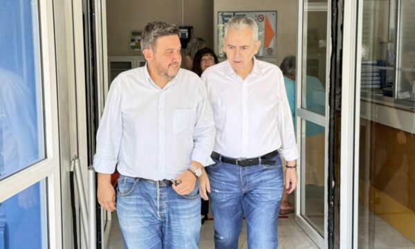 Χαρακόπουλος στο Γενικό Νοσοκομείο Λάρισας: Καλύτερες υπηρεσίες υγείας με την κατασκευή νέας πτέρυγας στο ΓΝΛ