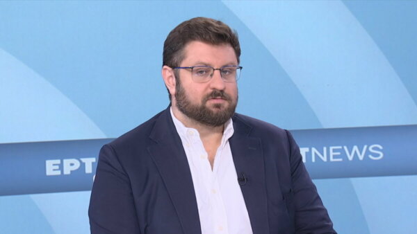 Ζαχαριάδης: Ο ΣΥΡΙΖΑ είναι κόμμα εξουσίας, δεν θα γίνει «κόμμα διαμαρτυρίας» – Σχέδιο για πολιτική αντεπίθεση τον Σεπτέμβριο