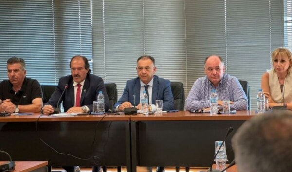 Φλώρινα – Χρ. Κέλλας: “Στόχος η εκρίζωση της ευλογιάς των αιγοπροβάτων” – Σύσκεψη με κτηνοτρόφους