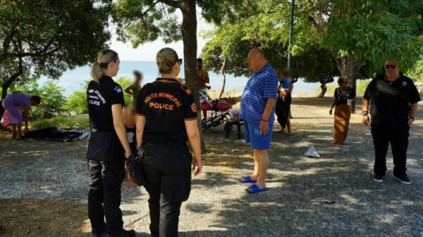 Απομακρύνθηκε πρόχειρος καταυλισμός στον Άναυρο από τη Δημοτική Αστυνομία Βόλου – Παρών ο Δήμαρχος Αχιλλέας Μπέος
