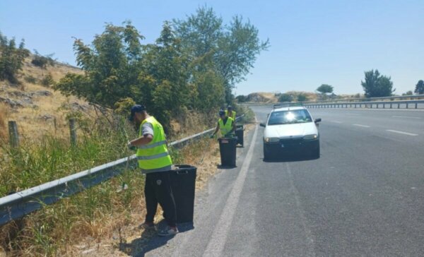 Δήμος Λαρισαίων: Συλλέχθηκαν πάνω από 15 τόνοι απορριμμάτων στο οδικό δίκτυο (φωτο)