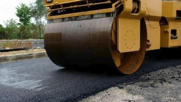 Μαμάκος: Σε εξέλιξη οι ασφαλτοστρώσεις στις γειτονιές της Λάρισας (βίντεο)