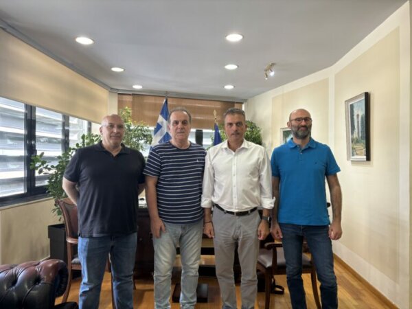 Συνάντηση για το Μουσείο της ΑΕΛ στο δημαρχείο
