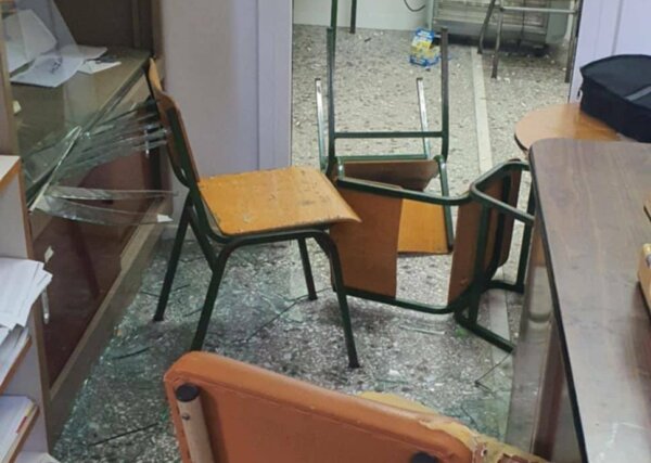 Βανδαλισμοί στον Τύρναβο – Προκάλεσαν ζημιές στη Μουσική Σχολή