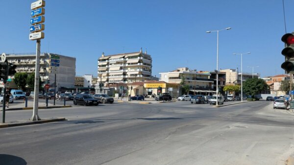 Προχωρούν τα έργα κατασκευής κόμβου στη συμβολή Ηρ. Πολυτεχνείου-Φαρσάλων