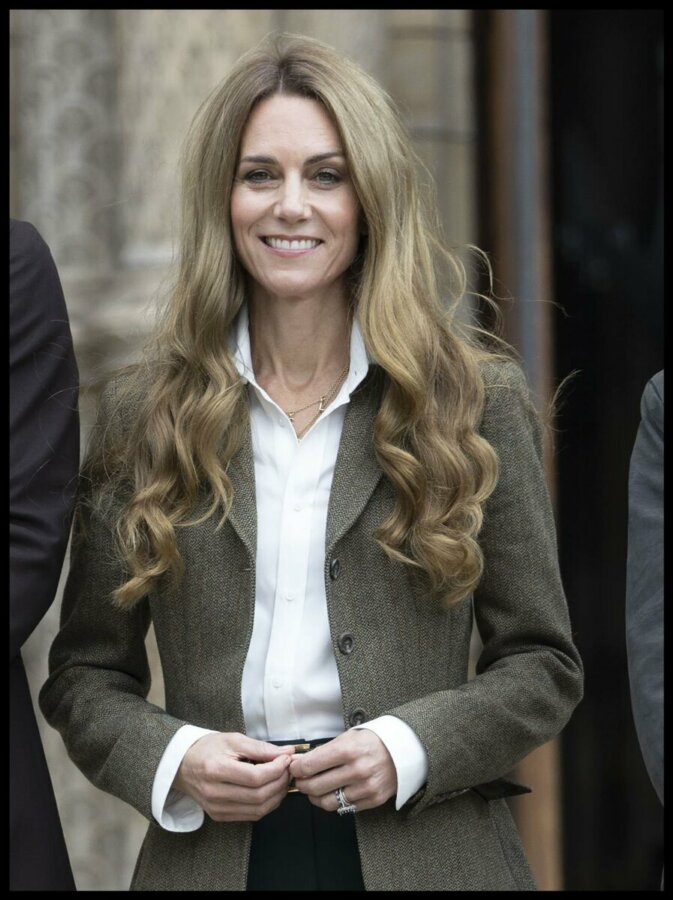 Μετά από ό,τι πέρασε, η Kate δικαιούται να γίνει και ξανθιά και να φοράει και περούκα αν θέλει