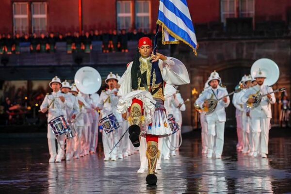 Η Μπάντα του Πολεμικού Ναυτικού στην Ελασσόνα