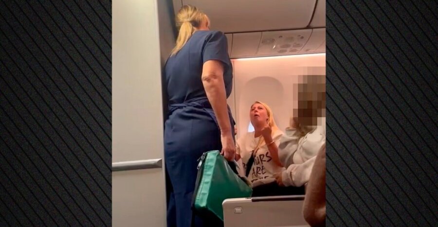 Σκηνές σοκ σε πτήση: Μεθυσμένη Βρετανίδα επιβάτιδα επιτέθηκε σε αεροσυνοδό και ανάγκασε αεροπλάνο να προσγειωθεί στην Κρήτη (βίντεο)