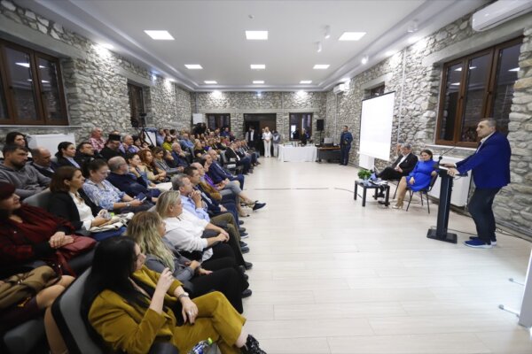 Με επιτυχία πραγματοποιήθηκε το πρώτο “Καφέ της Επιστήμης” στην Ελασσόνα