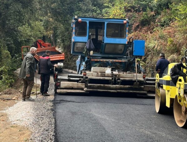 Δήμος Νοτίου Πηλίου: Προς ολοκλήρωση οι εργασίες ασφαλτόστρωσης του δρόμου Πρόπαν (Καλαμάκι) -Λαμπινού