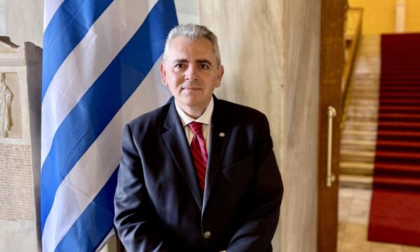 Μ. Χαρακόπουλος για την απώλεια του Διονύση Σαββόπουλου: «Των Ελλήνων οι κοινότητες τον αποχαιρετούν σε άλλο γαλαξία…»