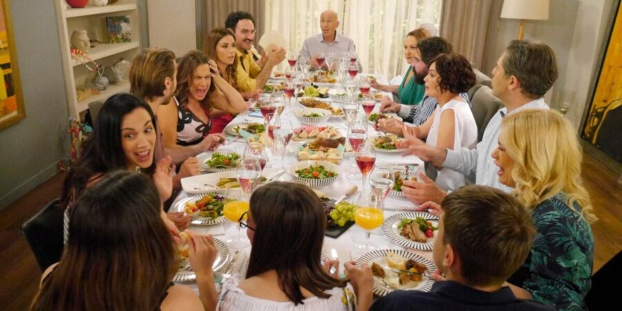 «Το Σόι σου»: Ενθουσιασμός στο Twitter για την επιστροφή της σειράς – «Σαν να μην πέρασε μια μέρα»