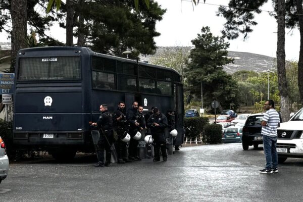 Βορίζια: Bαφτίζουν τα τρία από τα πέντε παιδιά του 39χρονου θύματος πριν από την κηδεία του