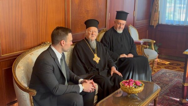 Επίσκεψη Κασσελάκη σε Βαρθολομαίο: Το Κίνημα Δημοκρατίας στηρίζει το Οικουμενικό Πατριαρχείο