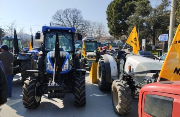 Πανθεσσαλική αγροτική σύσκεψη στα Φάρσαλα