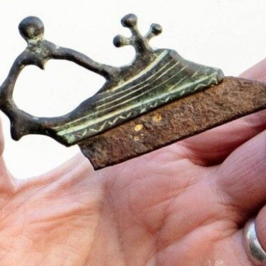 Ανακαλύφθηκε ξυράφι 2.000 ετών που ξύριζε τους αρχαίους Ρωμαίους – Βγαίνει σε δημοπρασία