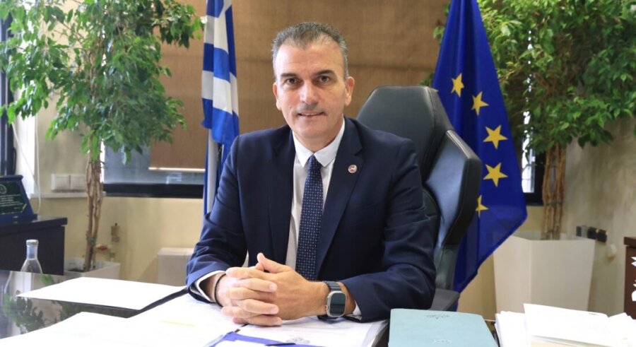 Μαμάκος: “Κρατούμε ψηλά τις αξίες της δημοκρατίας, της αξιοπρέπειας και της συλλογικής δύναμης”