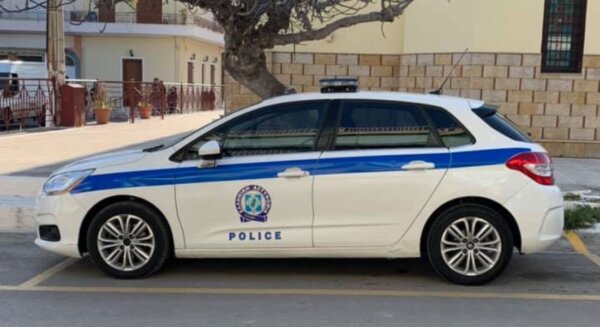 Χειροπέδες σε διακινητή κοκαΐνης στη Λάρισα – Τι εντόπισαν οι αστυνομικοί