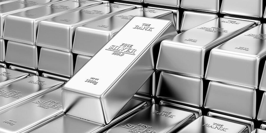 Το ασήμι έφτασε σε ιστορικά υψηλά επίπεδα το 2025 – Τι εκτιμούν οι ειδικοί