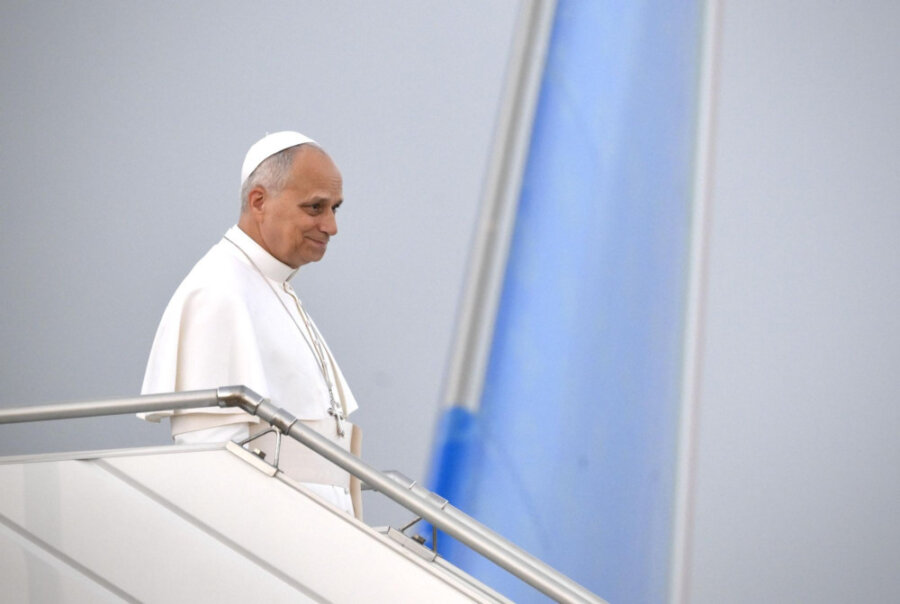 Έφτασε στη Βηρυτό ο Πάπας Λέων ΙΔ’, θα παραμείνει έως την Τρίτη – Έντονα πνευματικό το πρόγραμμά του