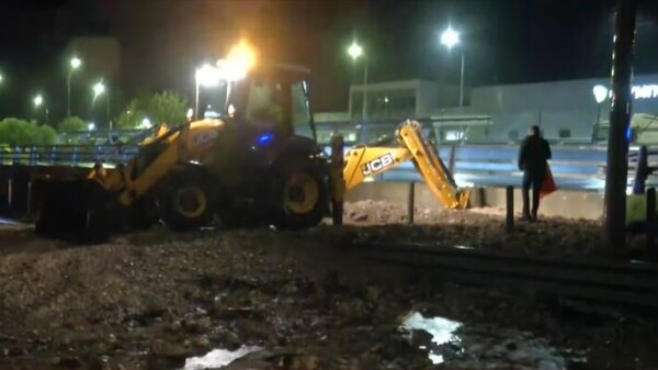 Χάος στα διόδια Ελευσίνας: Ουρές 7 χιλιομέτρων με μόνο 3 από τις 15 λωρίδες ανοιχτές