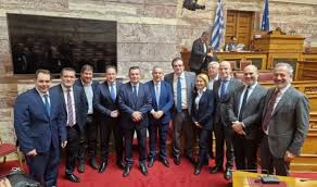 Βόλος: Ψηφίστηκε στην Επιτροπή Οικονομικών Υποθέσεων η διάταξη για τις αποζημιώσεις λόγω των νεκρών ψαριών στον Παγασητικό