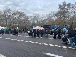 Νέο μπλόκο αγροτών στον Πυργετό Λάρισας