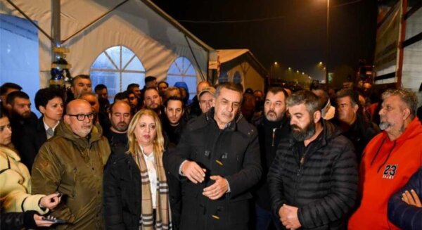 Κουρέτας για αγρότες: “Τι να κάνουν; Χαρακίρι ή να αντιδράσουν για να μην πεθάνουν;”