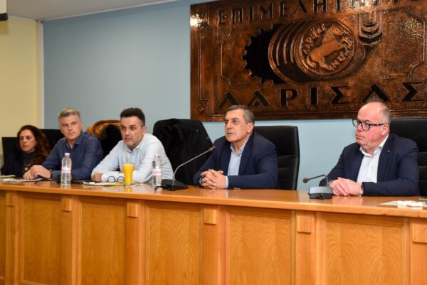 Η Περιφέρεια Θεσσαλίας ενισχύει με 40 εκατ. ευρώ νέες και υφιστάμενες επιχειρήσεις