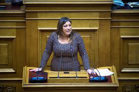 Ζ. Κωνσταντοπούλου: Έχω δώσει πολλές μάχες για τα δικαιώματα για να αφήσω να κακοποιούν την αλήθεια κάποιοι ακραίοι φασίστες και σεξιστές