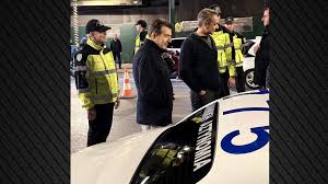 Επίσκεψη Μητσοτάκη σε μπλόκο της Τροχαίας στη Σταδίου: Έκανε αλκοτέστ για να δει πως γίνεται