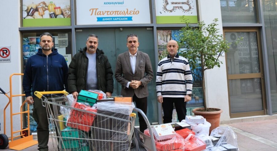 Προσφορά από τη Συντεχνία Αρτοποιών Λάρισας στο Κοινωνικό Παντοπωλείο