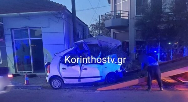 Βραχάτι: Αυτοκίνητο πέρασε στο αντίθετο ρεύμα και καρφώθηκε σε δέντρο – Νεκρός ο 48χρονος οδηγός