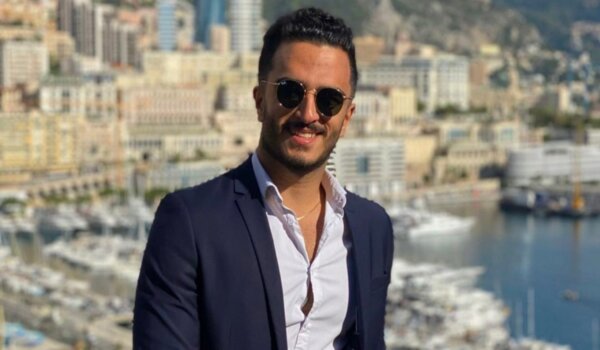 Στο βιβλίο Γκίνες ο ομογενής που διέσχισε πεζός την ηπειρωτική Ελλάδα