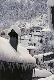 Χριστουγεννιάτικες ευχές από τον Αμάραντο Καρδίτσας των ογδόντα μόνιμων κατοίκων και τον μοναδικό κάτοικο στο Γιαννοχώρι Νεστορίου