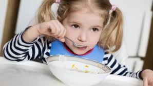 Αντ. Τριχοπούλου : Το καλύτερο πρωινό είναι ο τραχανάς – Το παιδί επηρεάζεται από το παράδειγμα και όχι από το «πρέπει»