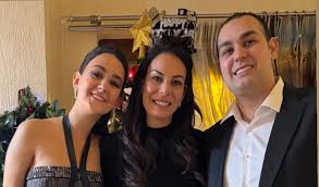 Η Εύη Βατίδου υποδέχτηκε τη νέα χρονιά μαζί με τα παιδιά της