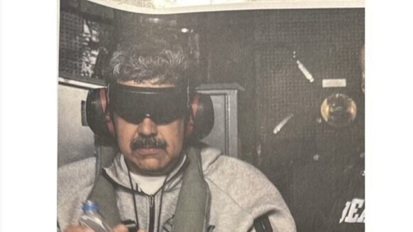 Σιδηροδέσμιος ο Μαδούρο σε στρατιωτικό αεροδρόμιο των ΗΠΑ