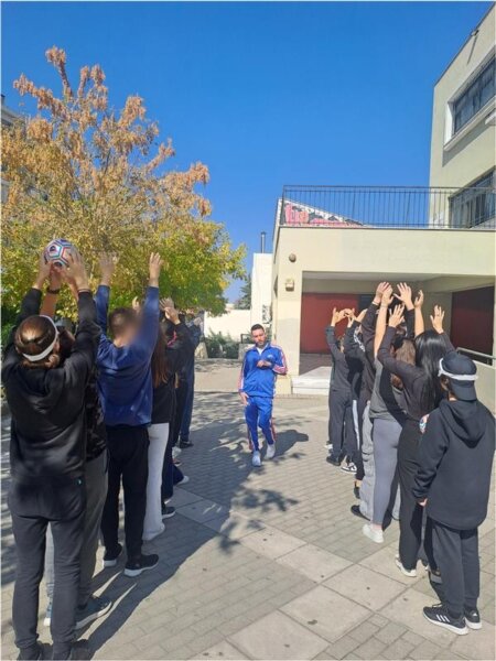 Η ΟΛΥΜΠΟΣ στηρίζει το έργο «Μια Μπάλα για Όλους» – Μαθαίνουμε να Παίζουμε Ζώντας Μαζί