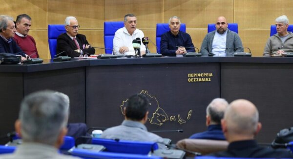 Ανησυχητική η ατμοσφαιρική ρύπανση στη Θεσσαλία – Μέτρα απο την Περιφέρεια και τους φορείς