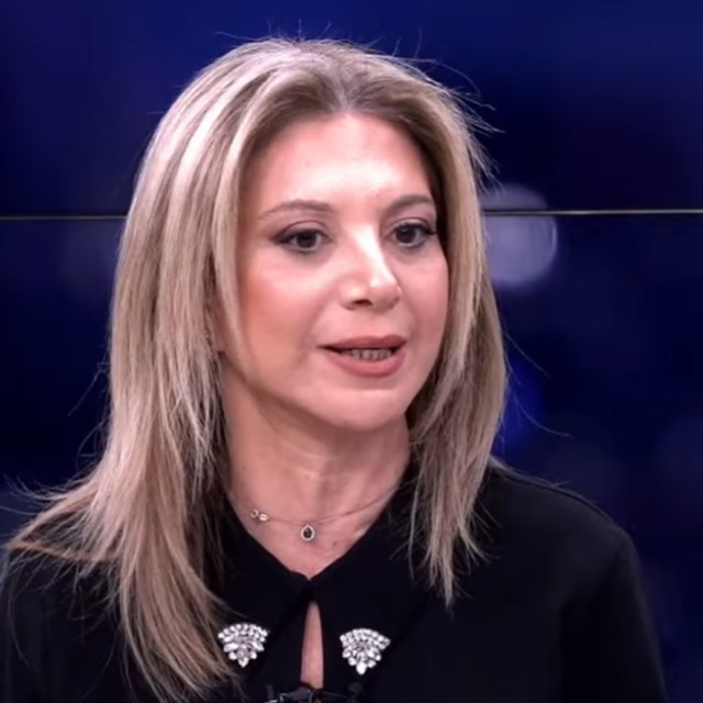 Καρυστιανού: Για πρώτη φορά κυβέρνηση και αντιπολίτευση είναι μια γροθιά απέναντι σε έναν γονέα κι ένα κίνημα πολιτών