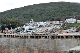 «Δεν έχουμε τίποτα άλλο, από αυτά ζούσαμε» σε απόγνωση η οικογένεια του πτηνοτρόφου που έχασε 40.000 κοτόπουλα από ανεμοστρόβιλο στο Καλπάκι